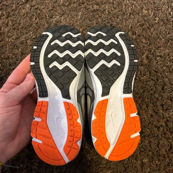 Nike Downshifter 6 Running Shoes, 684979-008, Grey/Orange, Youth US 3Y 0031 - Picture 4 of 5